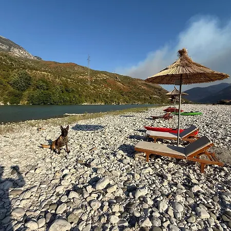 Rv Parking And Wild River Campeggio Tepelene